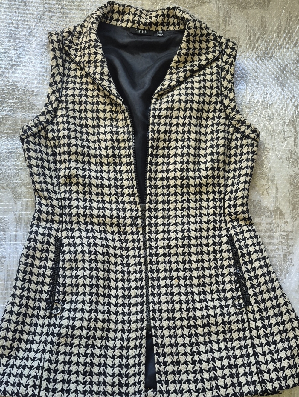 Carlisle Black and White Houndstooth Sleeveless Zip Vest